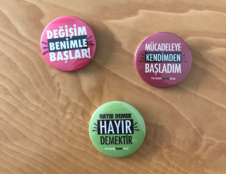 Buton Rozet ve Sticker Üretimi – CŞMD